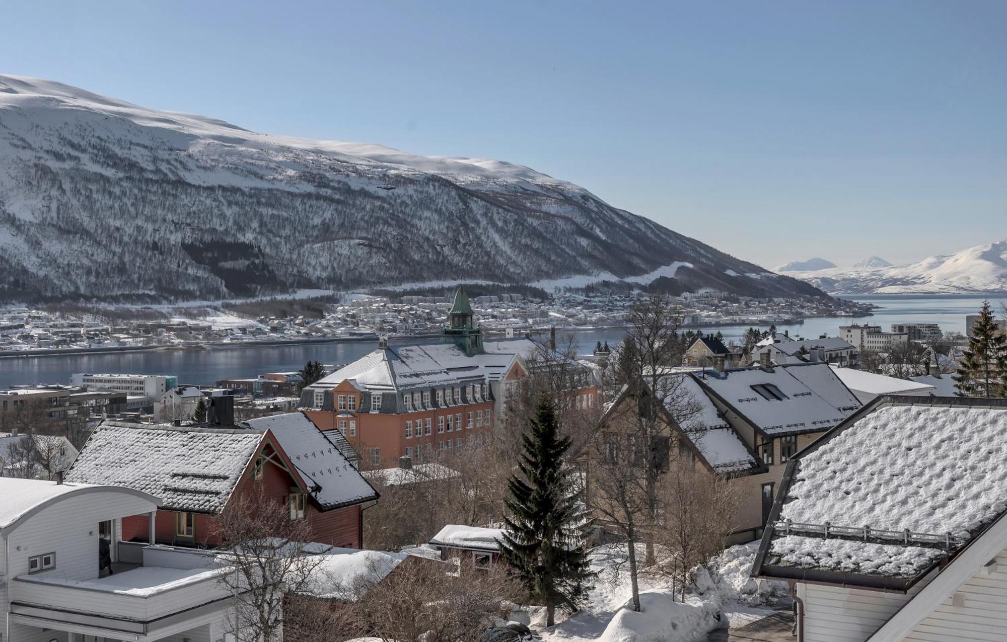 Cozy Central Loft Apartment With Amazing View Tromsø Eksteriør bilde